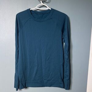 Lululemon rest less pull over
